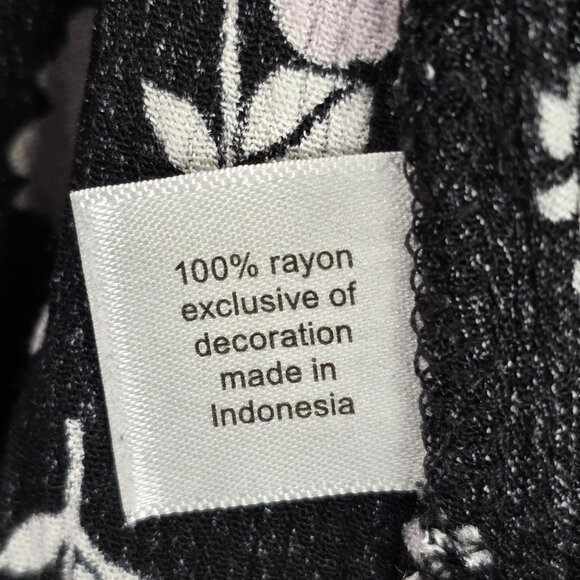 Womens Lane Bryant Black Floral Print Tunic Blouse 100% Rayon 3/4 Sleeve 18/20 - Picture 3 of 7